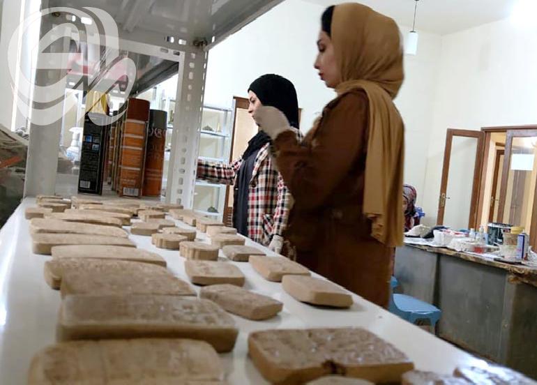 متحف الناصرية يكتب اسم زواره بحروف مسمار