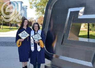 تتخرج من الجامعة بعد 42 عاما