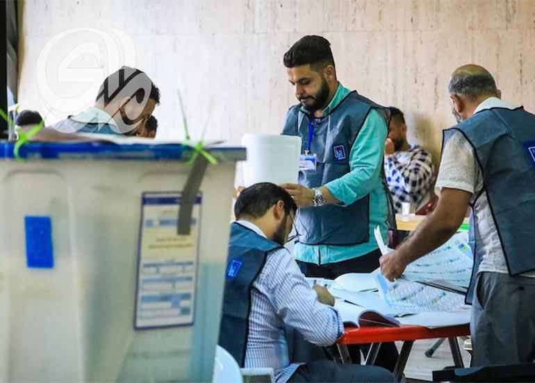 الانتخابات تتعثر أمام مقاطعة الصدر وفشل تمديد ولاية المفوضية