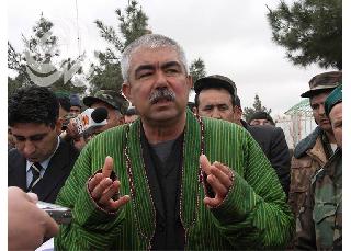 زعيم أوزبكستان في أفغانستان يتهم كريم خليلي بعلاقا
