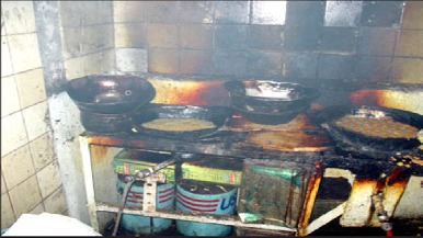 ريبورتاج: مطابخ المطاعم الشعبية إرهاب صحي متفشٍّ