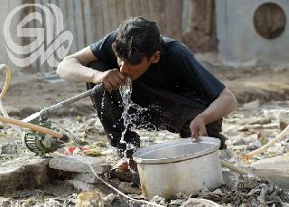 المياه الثقيلة تحوّل النهر إلى مستنقع ملوث.. ما الماء الذي يشربه العراقيون؟