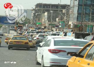 بالصور.. زخم مروري في شوارع وتقاطعات بغداد